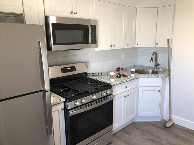 Photo - 2108 Grand Ave Apartment
