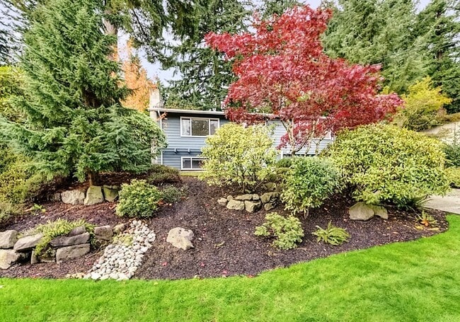 Photo - Spacious Redmond 3 BR Home - Close to Parks and Microsoft