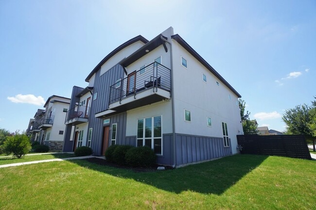 Photo - 5501 Charles Merle Dr. Unit B