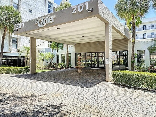 Building Photo - 201 178th Dr Unit 427