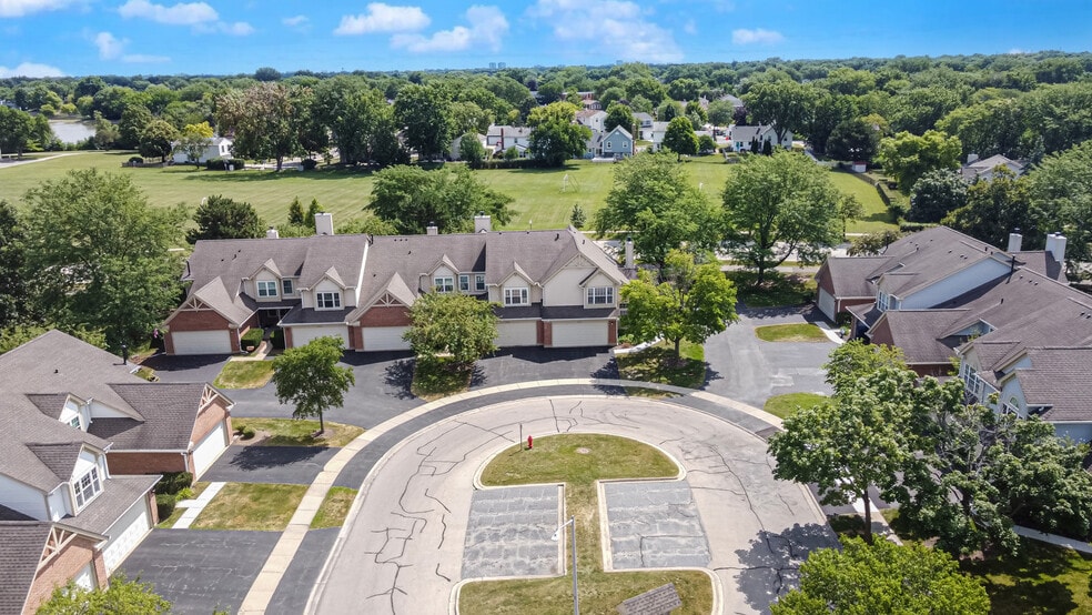 2316 Highland Ct