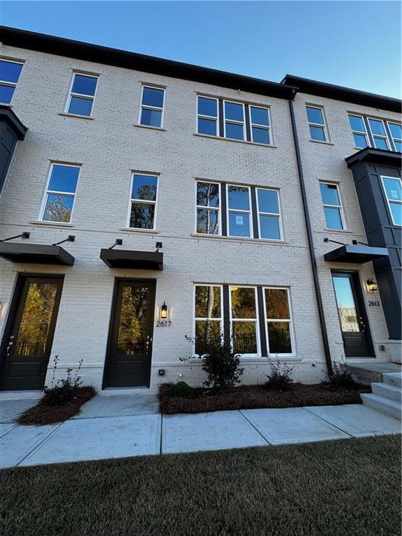 Photo - 2617 Camphor Xing