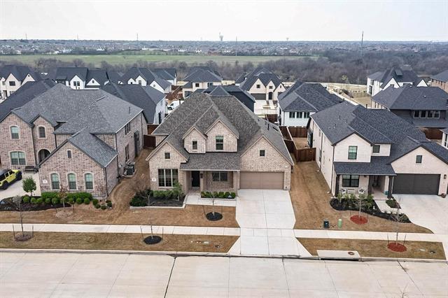 Photo - 691 Meandering Ln