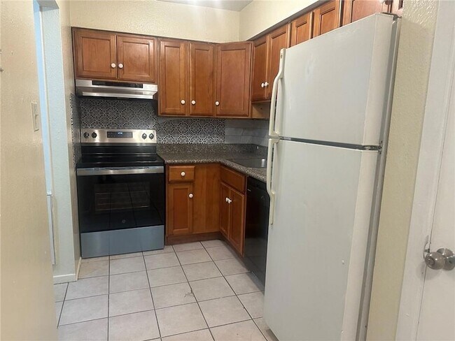 Photo - 4028 Quincy St Unidad 2