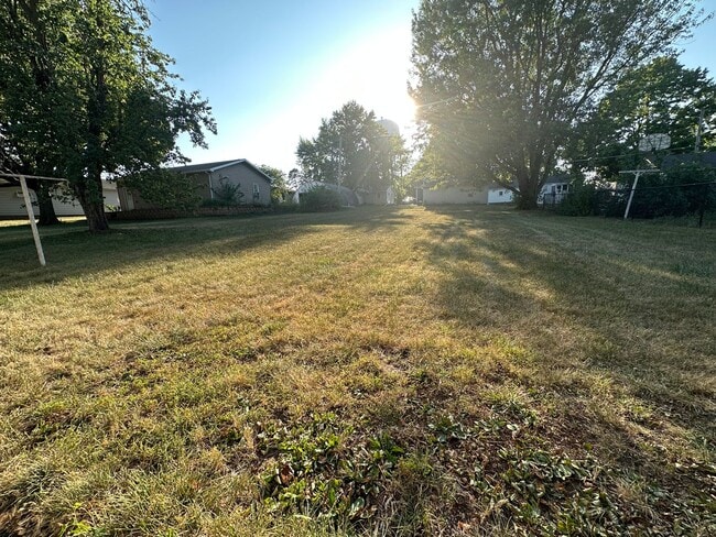Photo - 2 bed, 1 bath home for rent in Hudson available IMMEDIATELY