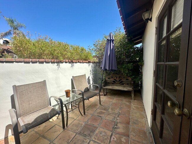 Photo - AVAILABLE NOW!  2 Bedroom 2 Bathroom Condo in Palm Desert