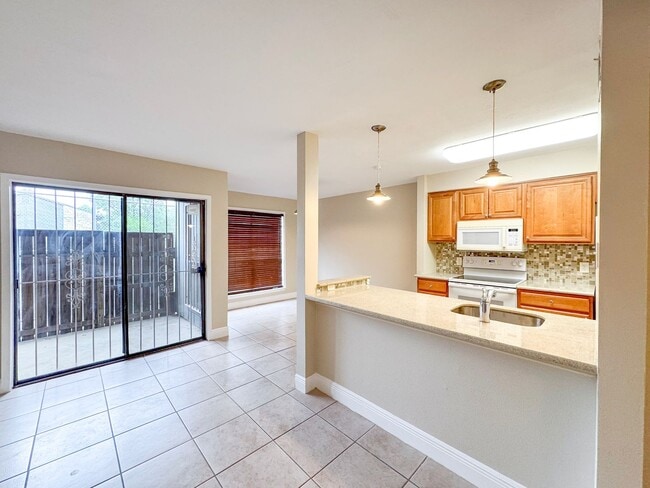 Photo - 3843 Unit 160P