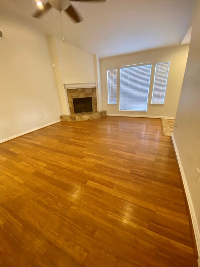 Photo - 3003 Briar Dr