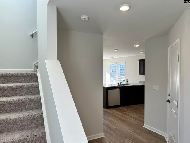 Photo - 437 Pinaster Path