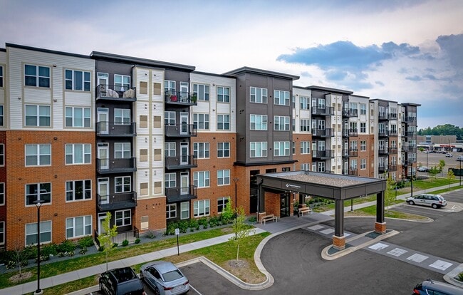 Legacy Commons at Signal Hills 55+ Apartments