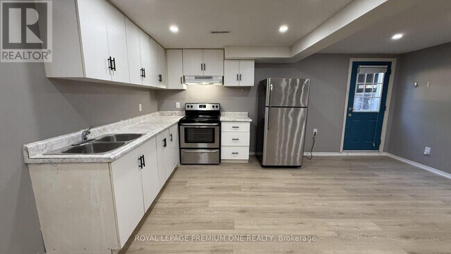 Photo - 1148 Bridlewood Trail