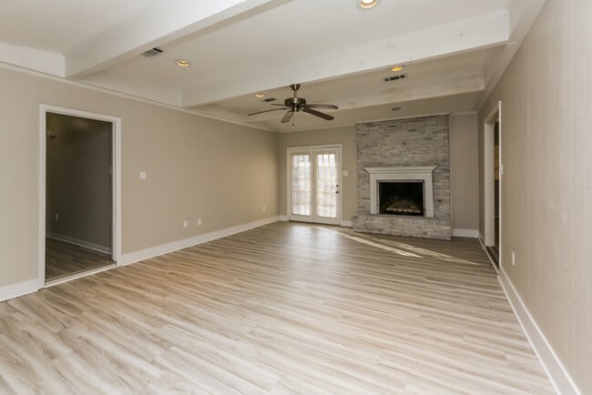 Photo - 129 Fern Valley Rd