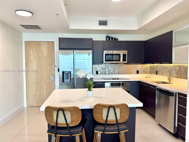 Photo - 90 SW 3rd St Unit 3902