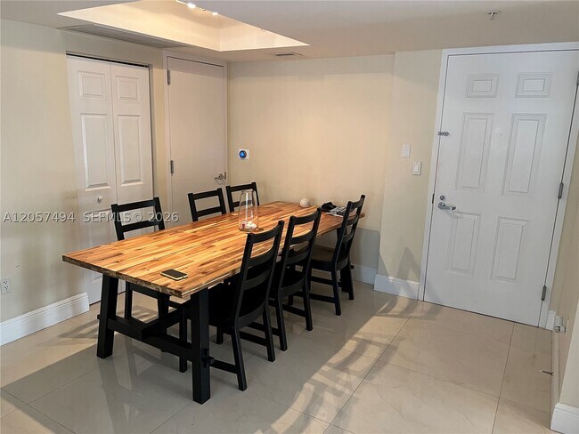 Photo - 3232 SW 22nd St Unit 201