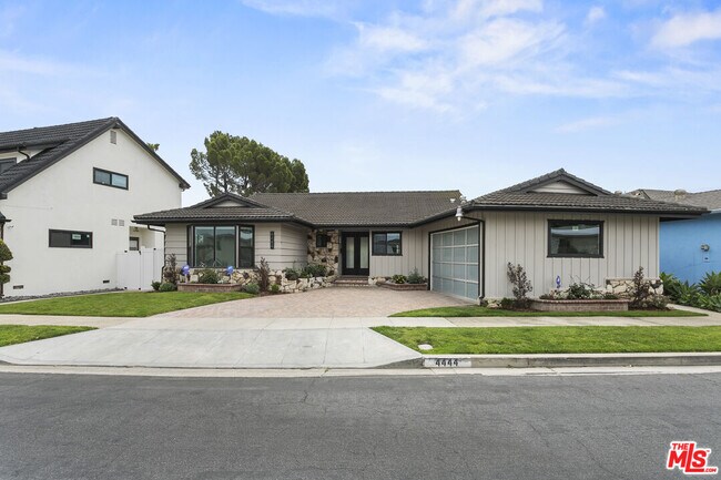 4444 Don Felipe Dr