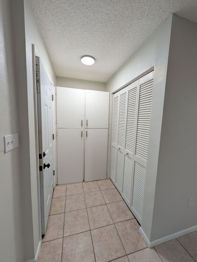 Photo - 3BR/2.5BA Townhouse minutes to anywhere....