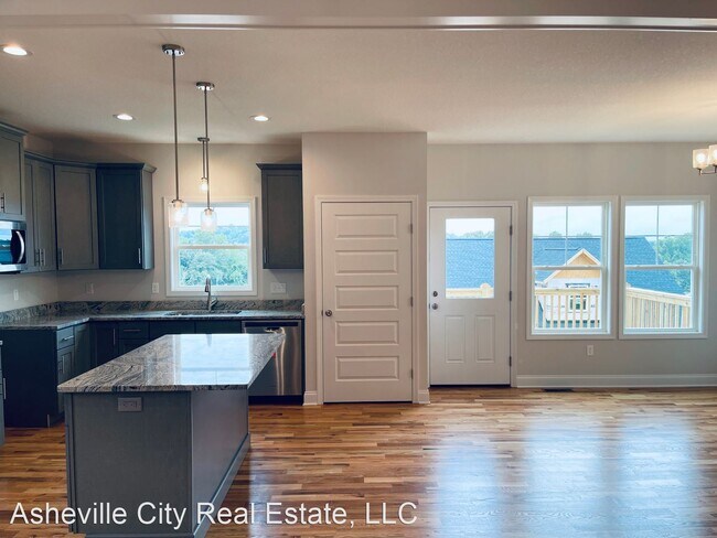 Photo - 3 br, 2.5 bath House - 305 Golden Fields Lane