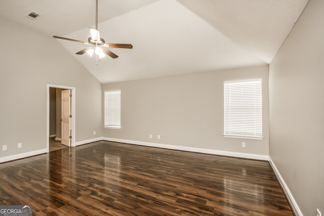 Photo - 189 Kyndal Dr House