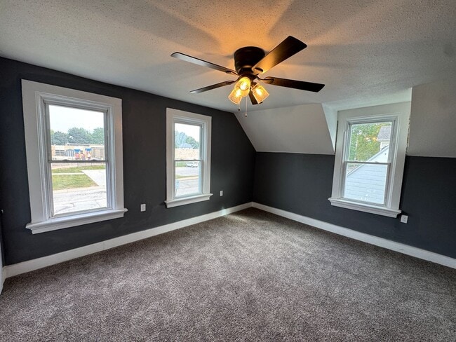 Photo - 411 N Aldrich St