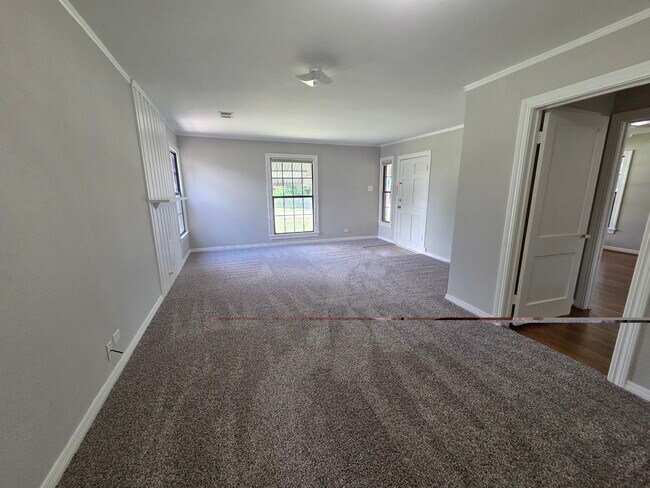 Photo - 1309 Shady Ln