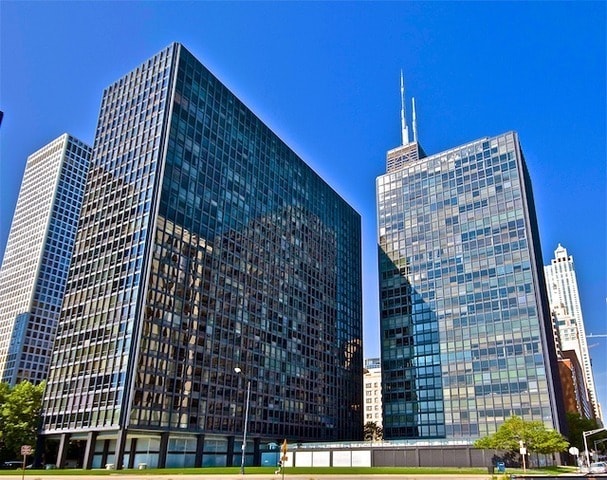 Building Photo - 900 N Lake Shore Dr Unit 901 Rental