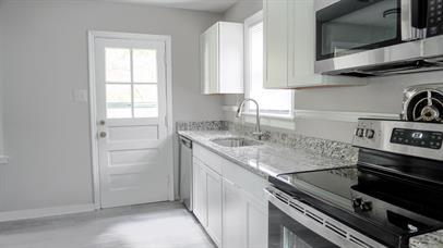 Photo - 1714 Glenview Rd