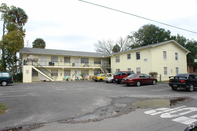 Cambridge Apartments - Cambridge Apartments