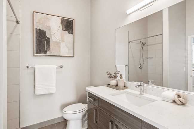 4 Corners Lakeside Apartments - White Lake, MI