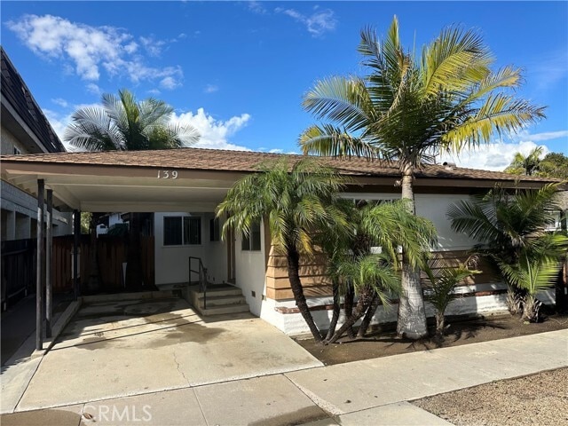 Building Photo - 139 10th St Unit 5