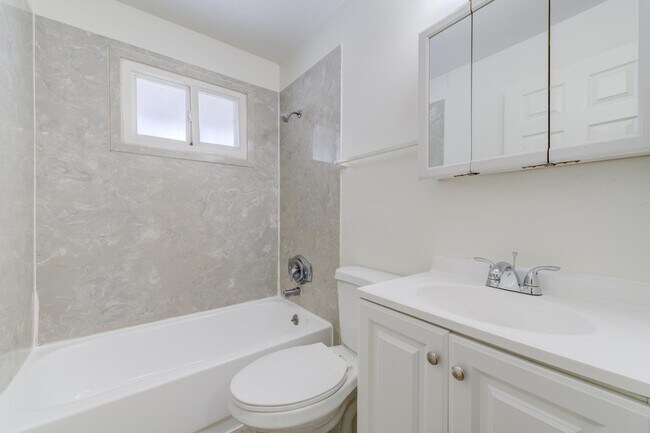 Photo - 10219 Hobkirk Dr