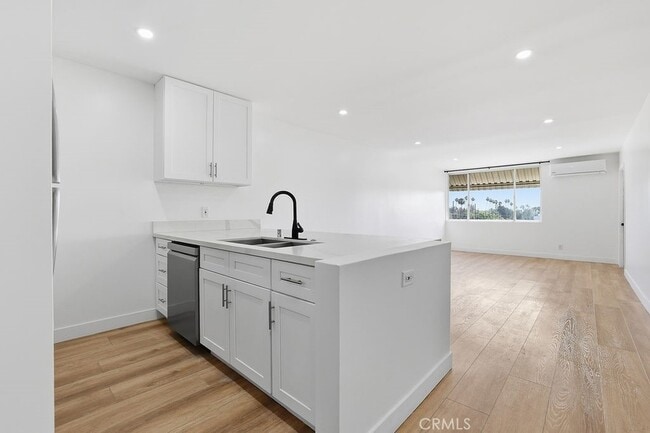 Photo - 17000 Burbank Blvd Unit 311