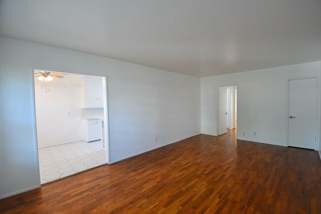 Photo - 5220 Radford Ave Unidad 5226-02