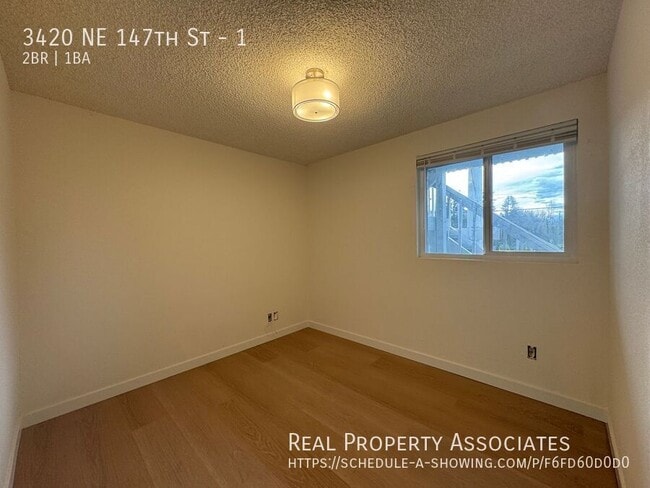 Photo - 3420 NE 147th St Unidad 1
