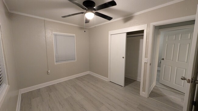 Photo - 208 Spencer Pl Unidad A