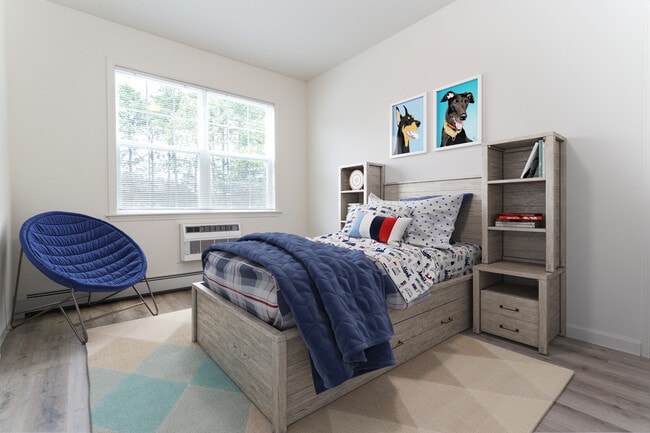 Photo - Medford Pond