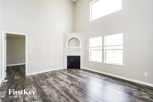 Photo - 3253 Kady Ln
