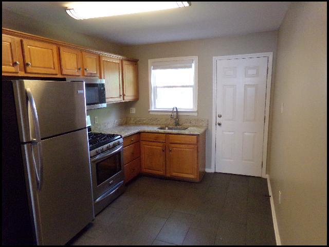 Photo - 1720 W 19th St