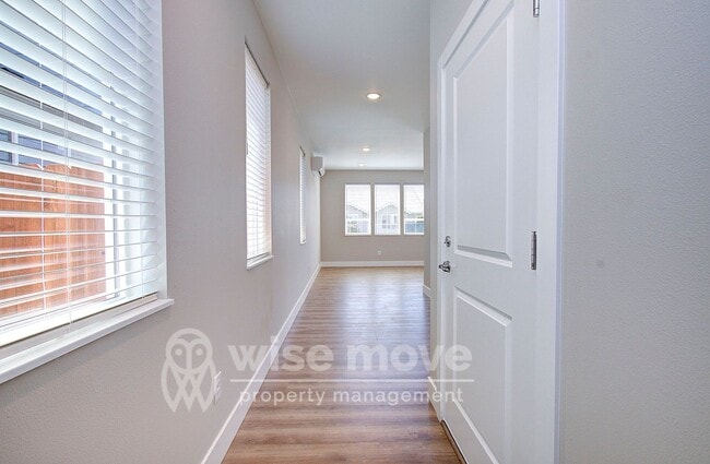 Photo - Garrison Square 3 bedroom- Brand New!