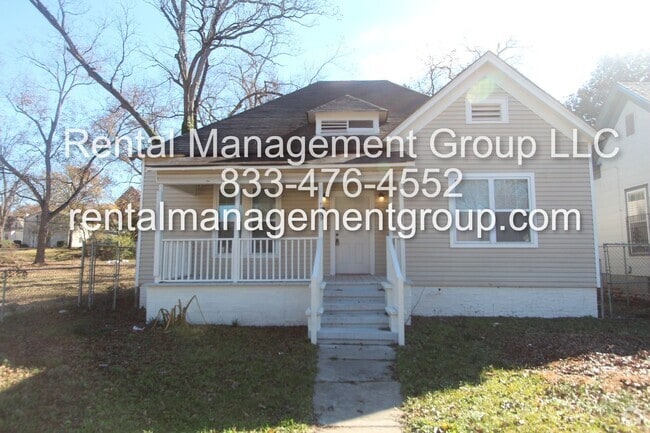 Building Photo - 3 Bedroom, 2 Bath! New on the Market and N... Rental
