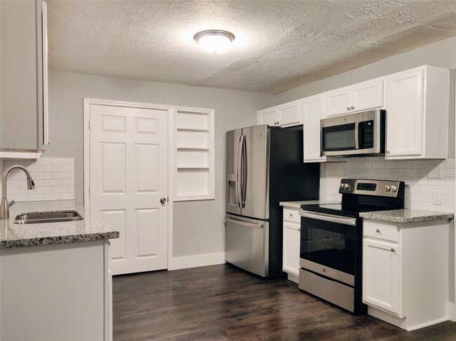 Photo - 7346 Iwo Jima Rd