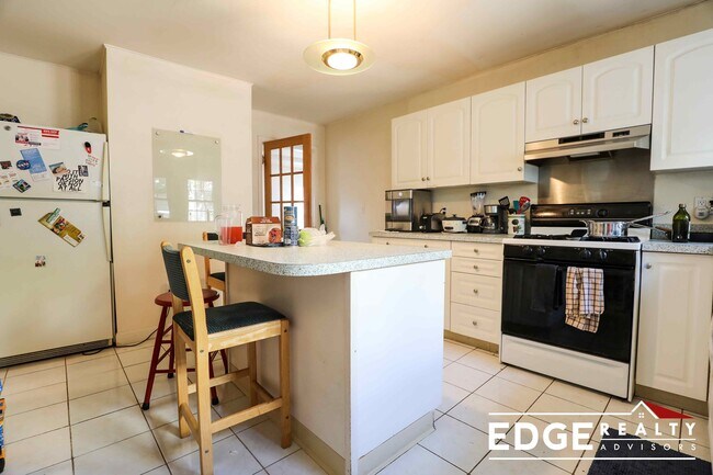 Photo - 57 Leamington Rd