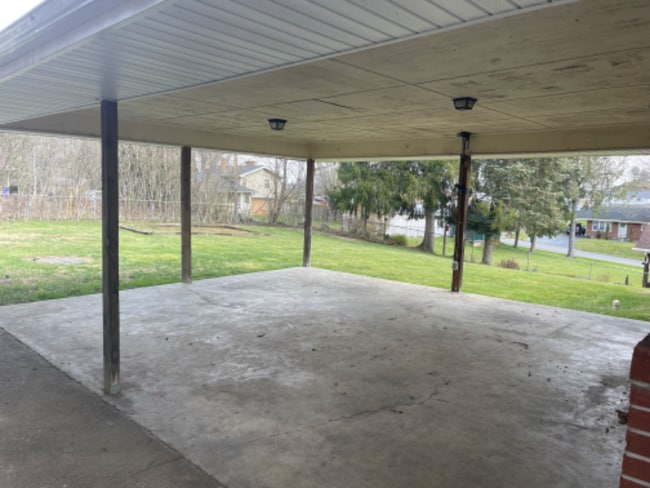 Photo - 35 Crescent Dr NW