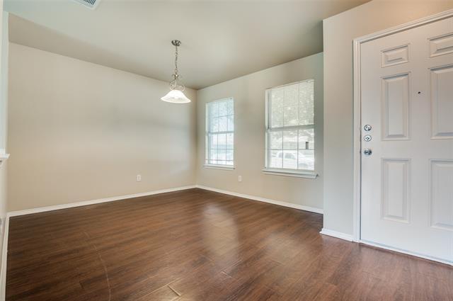 Photo - 207 Silver Spur Dr