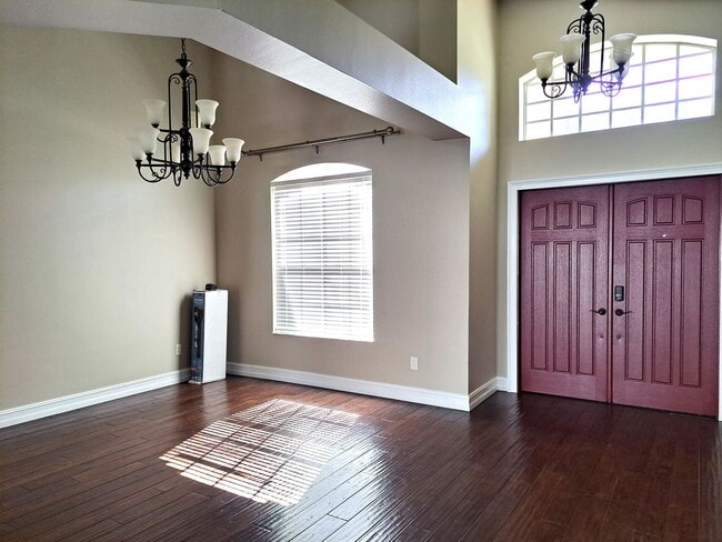 Photo - Pool Home in Oak Valley