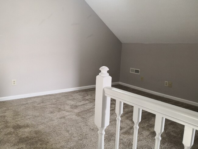 Photo - 915 Bagwell Dr