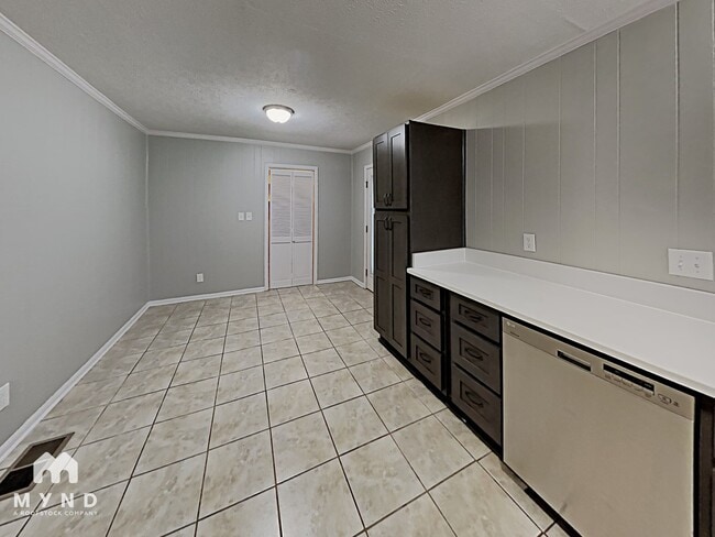 Photo - 2570 Rolling View Dr