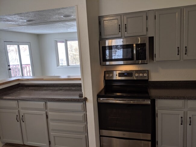 Photo - 2560 Cortina Ln
