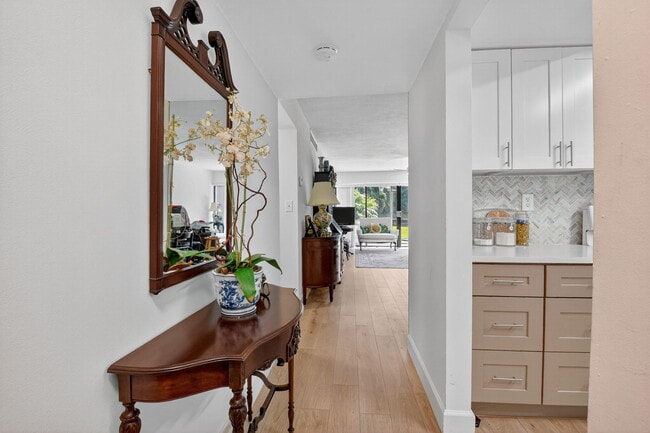 Photo - 3050 Presidential Way Unit 106