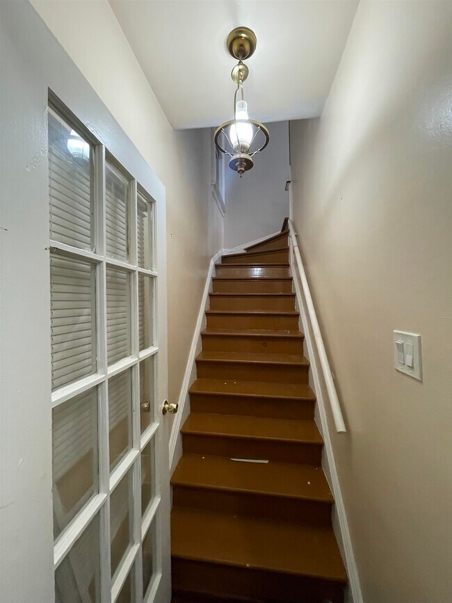 Photo - 12 Casper Ct Unit Floor 2