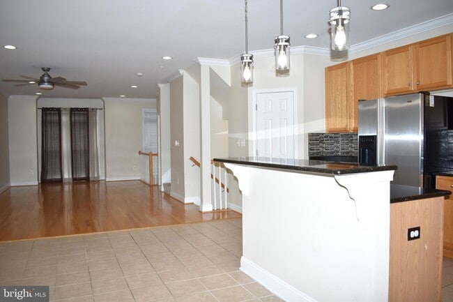 Photo - 324 Scott St